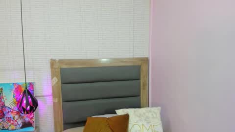 Snapshot of sharonblake5 chatting on October 20, 1:36 pm M A G N O online show from October 20, 1:36 pm