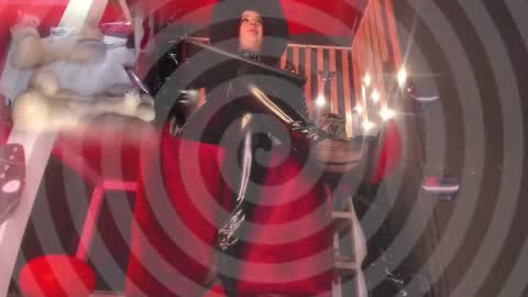 Snapshot of sharoon_gold chatting on March 3, 9:12 pm Your mistress Sharon online show from March 3, 9:12 pm