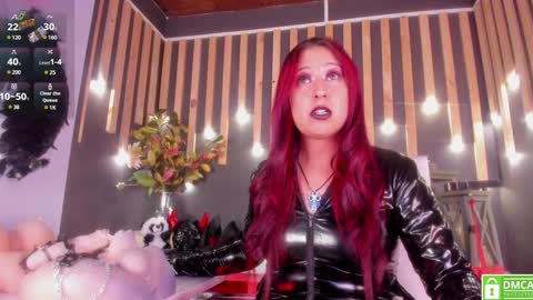 Snapshot of sharoon_gold chatting on January 8, 2:57 am Your mistress Sharon online show from January 8, 2:57 am