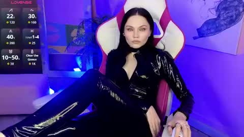 Mistress Silence online show from July 10, 1:00 pm