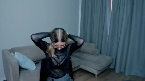 Bella online show from January 16, 6:42 am