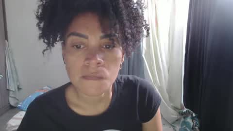 Shayna online show from December 13, 5:10 pm