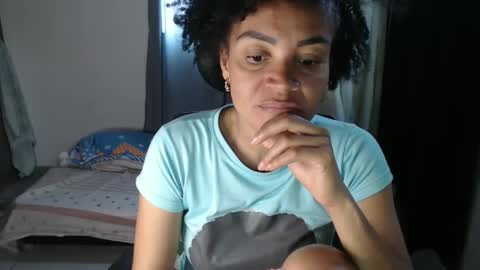 Shayna online show from December 16, 4:38 pm