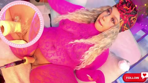 Snapshot of shayna_manson_ chatting on February 2, 7:04 pm INDEPENDENT MODEL ITS JUST YOU ME online show from February 2, 7:04 pm