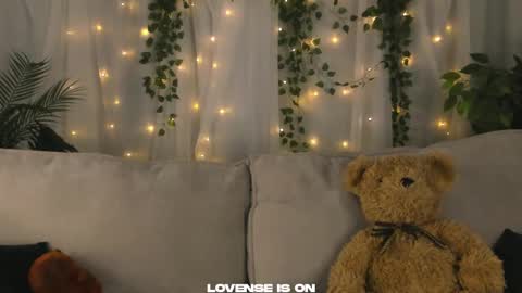 Anika online show from October 10, 1:27 pm