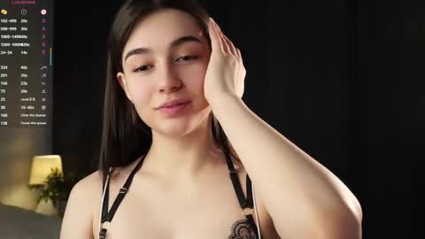 Tessa online show from March 11, 2:27 am