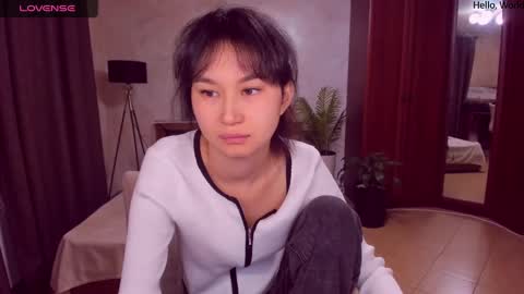 Sheila online show from December 11, 4:49 am