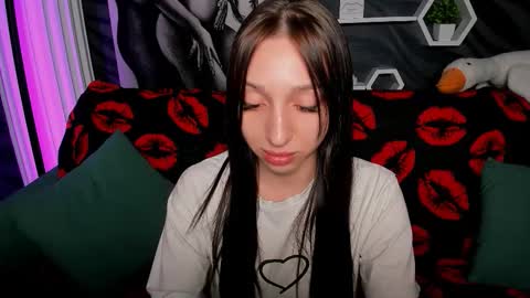 Snapshot of sheillawood chatting on October 22, 1:32 am sheillawood online show from October 22, 1:32 am