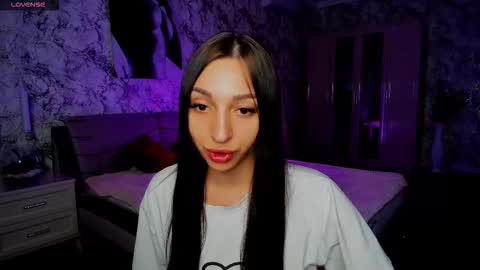 Snapshot of sheillawood chatting on October 14, 12:35 am sheillawood online show from October 14, 12:35 am