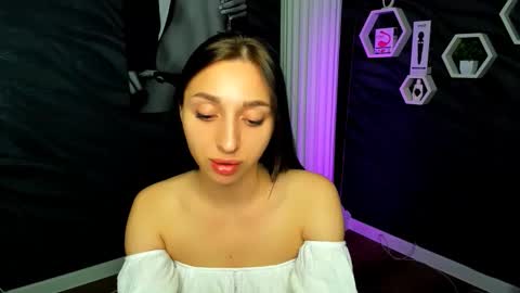 Snapshot of sheillawood chatting on September 19, 2:10 am sheillawood online show from September 19, 2:10 am