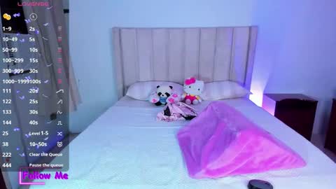 Danna   online show from November 29, 3:32 am