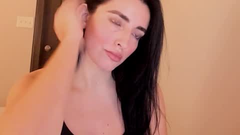 sheisallthat online show from November 24, 3:52 am