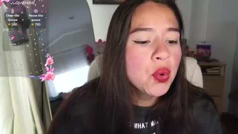 lau online show from November 25, 5:48 pm