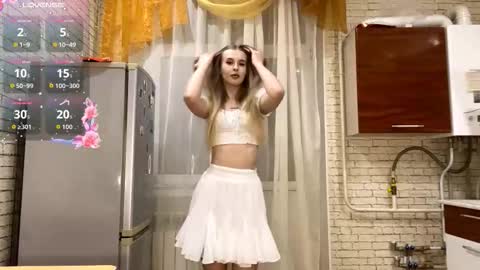 Jenny online show from October 23, 8:37 pm