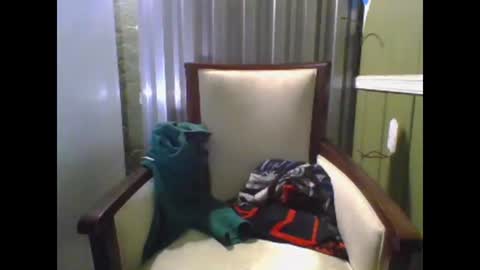 Snapshot of shelbyannn chatting on January 21, 6:11 am Red online show from January 21, 6:11 am