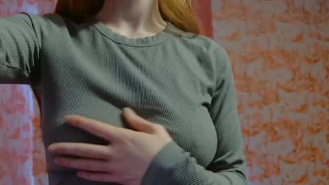 Erika online show from March 9, 7:05 pm