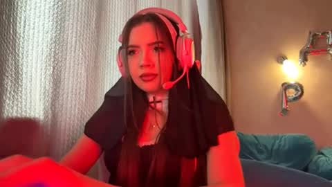 Ava online show from October 4, 3:12 am