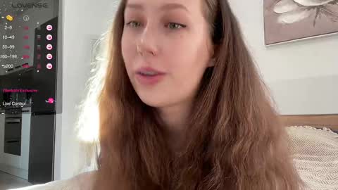 Shelly online show from February 9, 8:22 am
