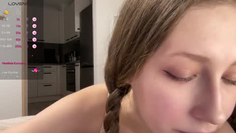 Shelly online show from February 8, 12:39 pm