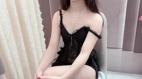 Shelly online show from November 7, 2:17 am