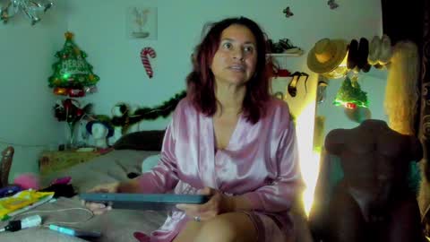 Snapshot of sherahade chatting on December 22, 10:38 am shera hade online show from December 22, 10:38 am