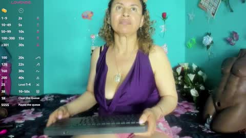 Shera Hade online show from March 21, 6:57 pm