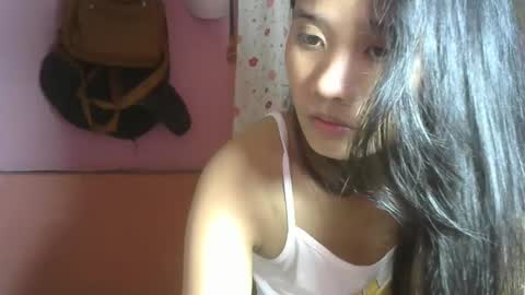 shimmering_kate online show from December 23, 1:51 am