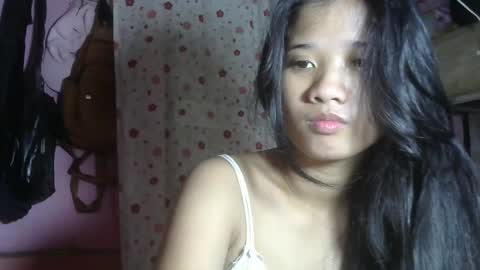 shimmering_kate online show from December 9, 11:45 pm