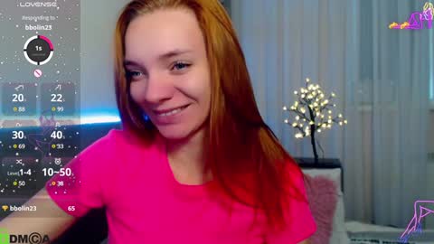 Snapshot of shinelikea_diamond chatting on December 21, 11:33 am Alexis online show from December 21, 11:33 am