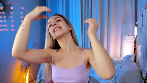 Julia online show from September 25, 6:23 am