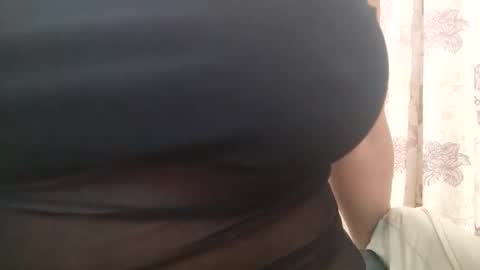 Snapshot of shirleyni chatting on September 23, 3:37 am Shirleyni online show from September 23, 3:37 am