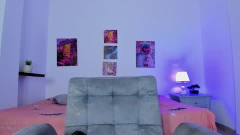 shizuka 11  online show from October 3, 12:10 pm