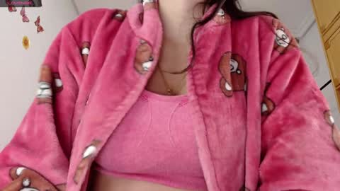 Snapshot of shopiagarcia_ chatting on January 11, 4:59 am lamai online show from January 11, 4:59 am