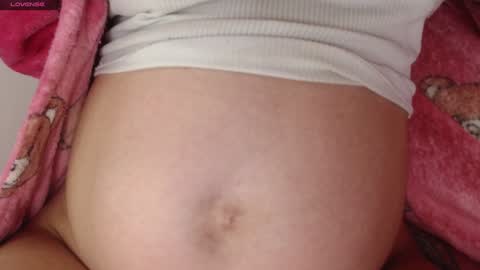 Snapshot of shopiagarcia_ chatting on February 2, 4:05 am lamai online show from February 2, 4:05 am