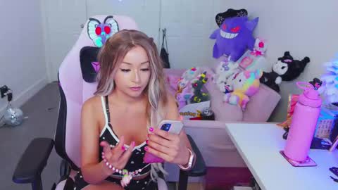 Alice D online show from October 2, 10:37 pm