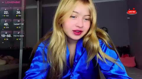 Molly online show from February 6, 10:53 pm