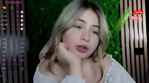 Molly online show from October 26, 10:16 pm