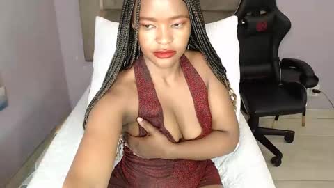 Snapshot of shy_collegegirl chatting on September 10, 5:24 pm shy collegegirl online show from September 10, 5:24 pm
