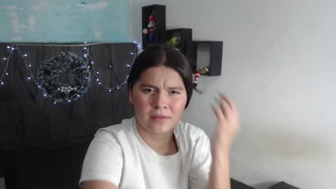 Ana online show from December 9, 12:19 pm