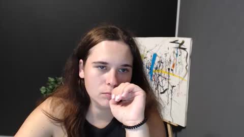 shy_lil online show from September 18, 2:15 pm