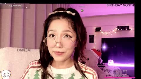 Snapshot of shyangie24 chatting on December 28, 3:37 am Angeline 3 independent come here when am horny... online show from December 28, 3:37 am