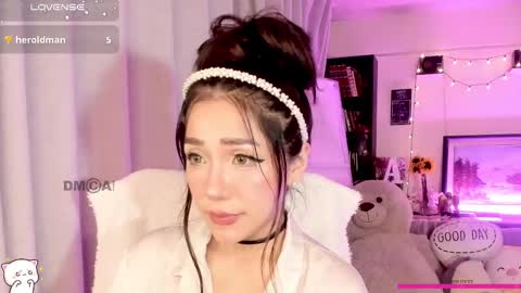 Snapshot of shyangie24 chatting on March 8, 1:15 am Angeline 3 independent come here when am horny... online show from March 8, 1:15 am