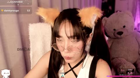 Snapshot of shyangie24 chatting on January 29, 2:19 am Angeline 3 independent come here when am horny... online show from January 29, 2:19 am