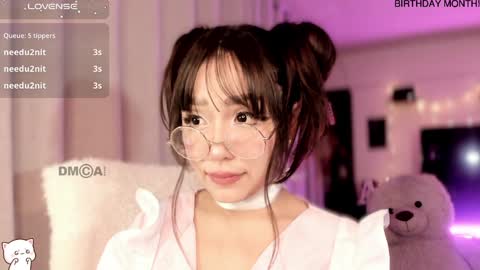 Snapshot of shyangie24 chatting on December 7, 2:42 am Angeline 3 independent come here when am horny... online show from December 7, 2:42 am