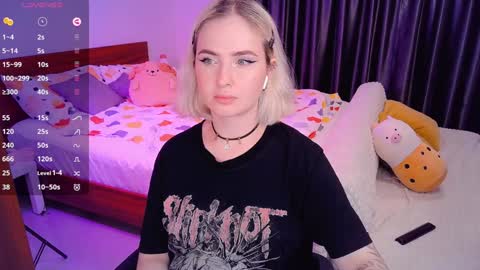 Effie online show from December 4, 3:32 pm