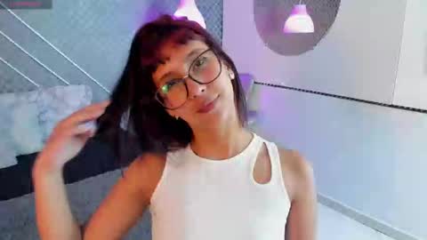 Sia online show from September 24, 4:00 am