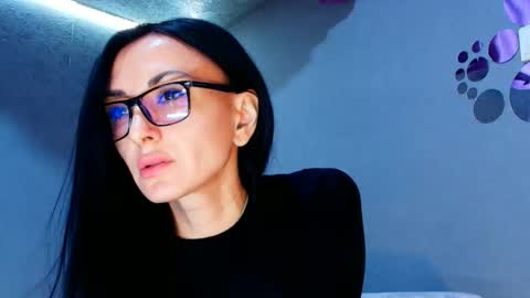 Siaconna online show from March 2, 6:36 am