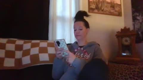 Mrs. St. Patrickk online show from February 3, 4:56 pm