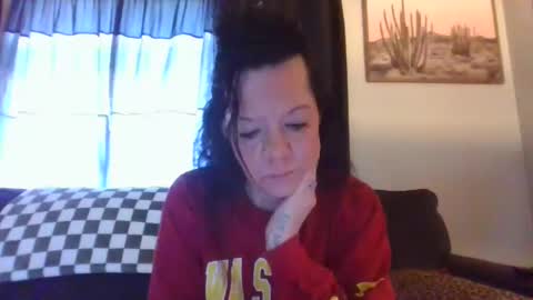 Mrs. St. Patrickk online show from December 3, 7:33 pm