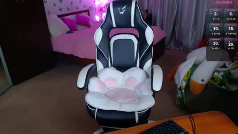 Sidny online show from February 24, 8:57 am